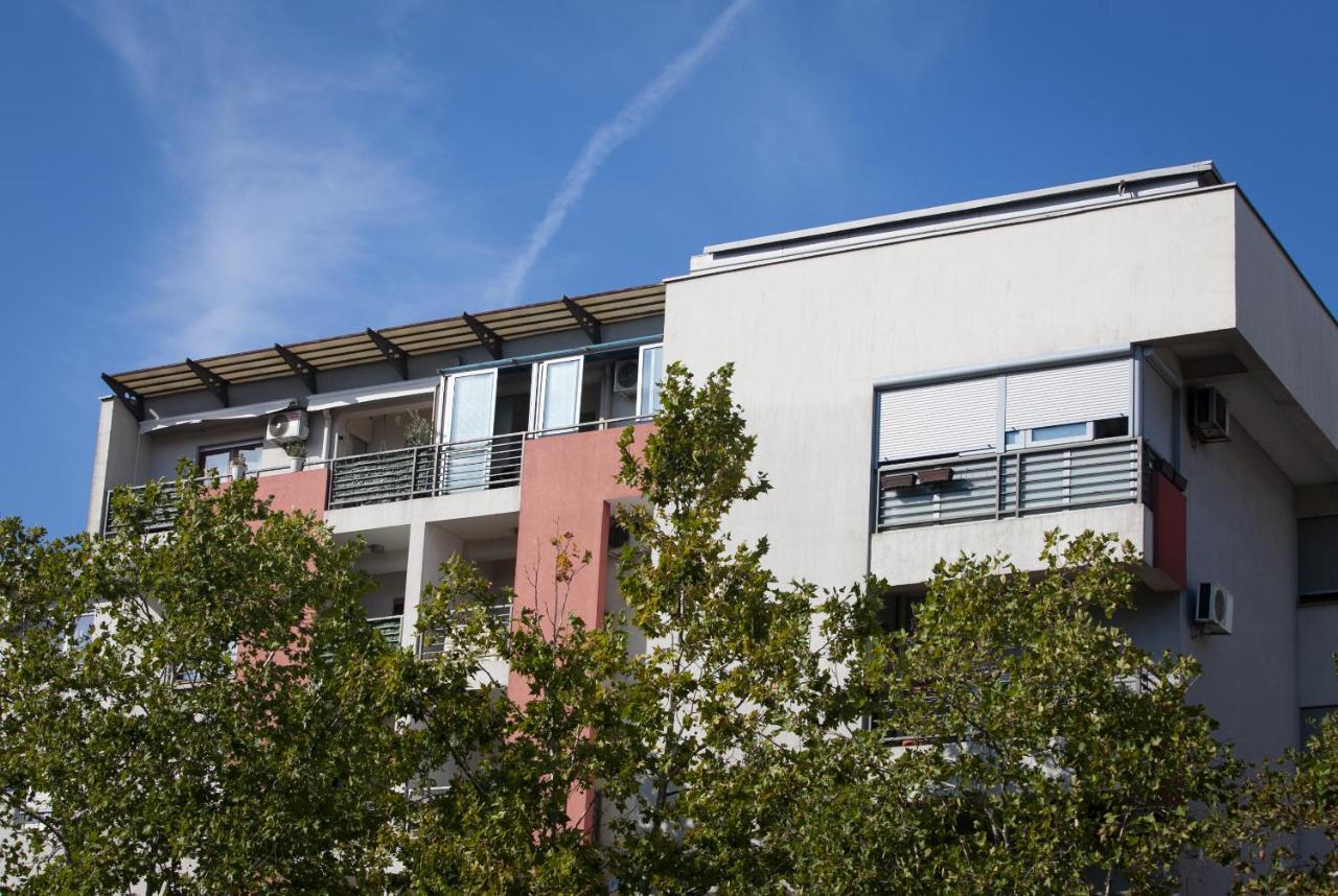 פודגוריצה City Nest Apartment מראה חיצוני תמונה